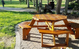 Ford-Park-School-House—-Park-Table-01—LO