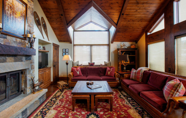 Private Residence | #29, Centennial Lodge